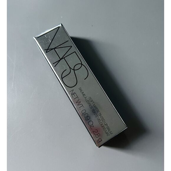 NARS Soft Matte Tinted Lip Balm, 2.8 g in Unrestricted, Pink Nude, Full Size,New - Picture 3 of 4